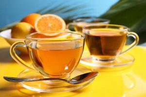 Drinking water with honey and lemon every morning is one of the ways to lose weight.